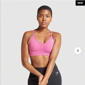 Ruched medium supper sports bra size L